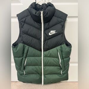 Nike dark green and black puffer vest